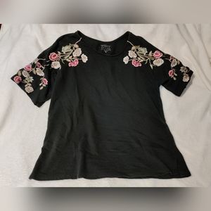 Simply Styled brand floral embroidered black short sleeve shirt, size XL